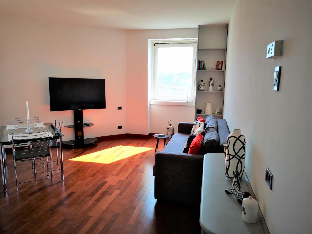 Suite Lambruschini Central With Top City View - Free Covered Parking Genoa Bagian luar foto