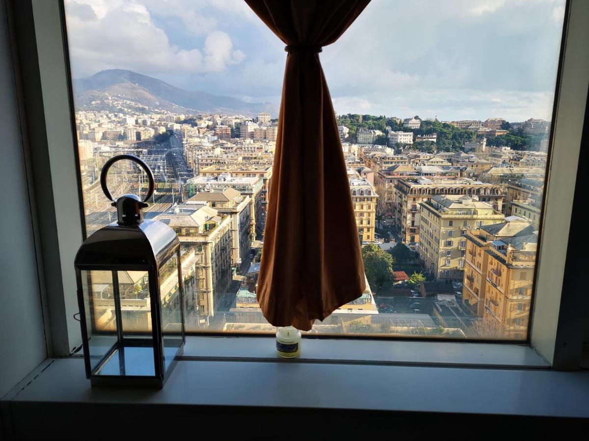 Suite Lambruschini Central With Top City View - Free Covered Parking Genoa Bagian luar foto