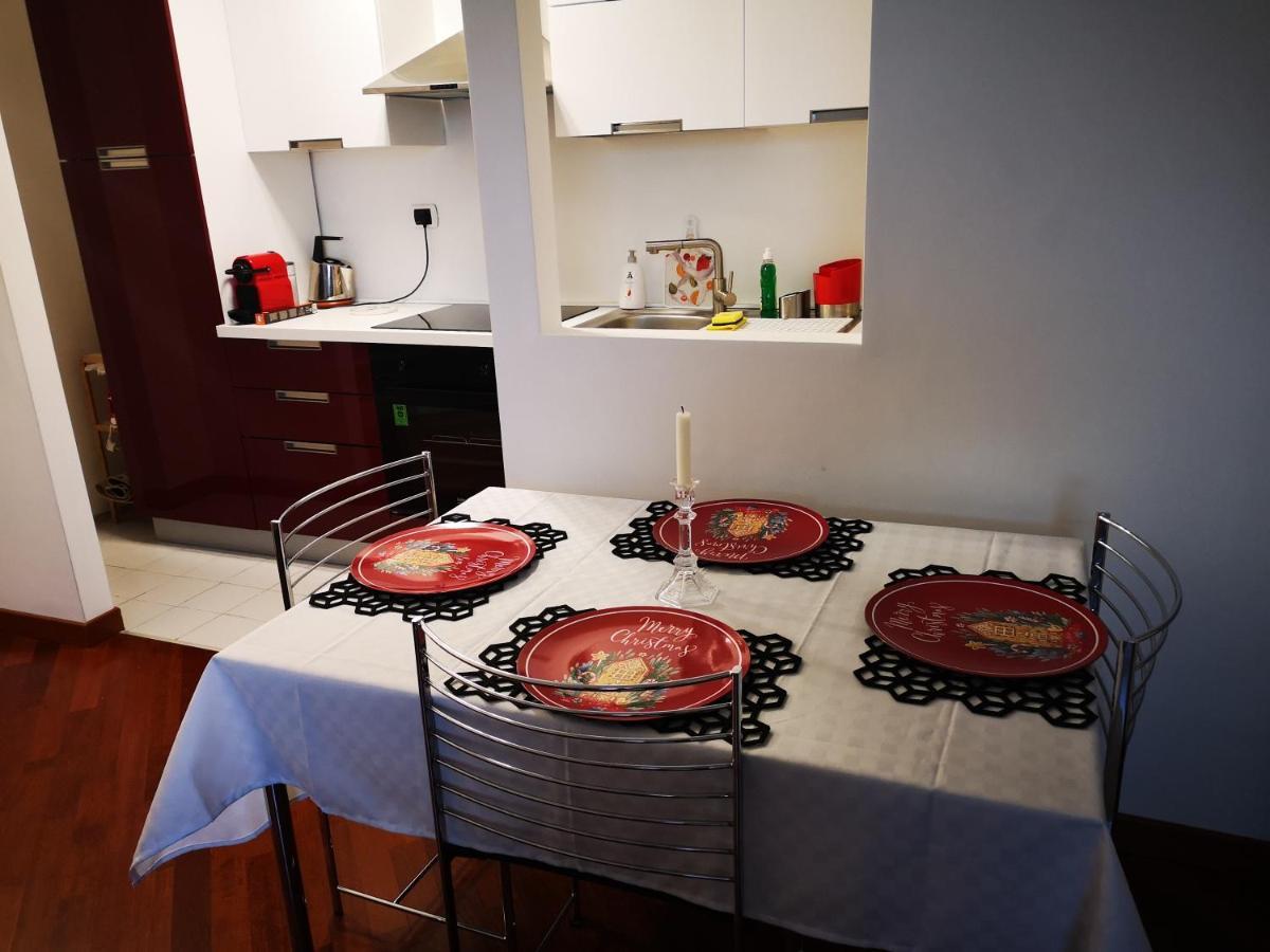 Suite Lambruschini Central With Top City View - Free Covered Parking Genoa Bagian luar foto