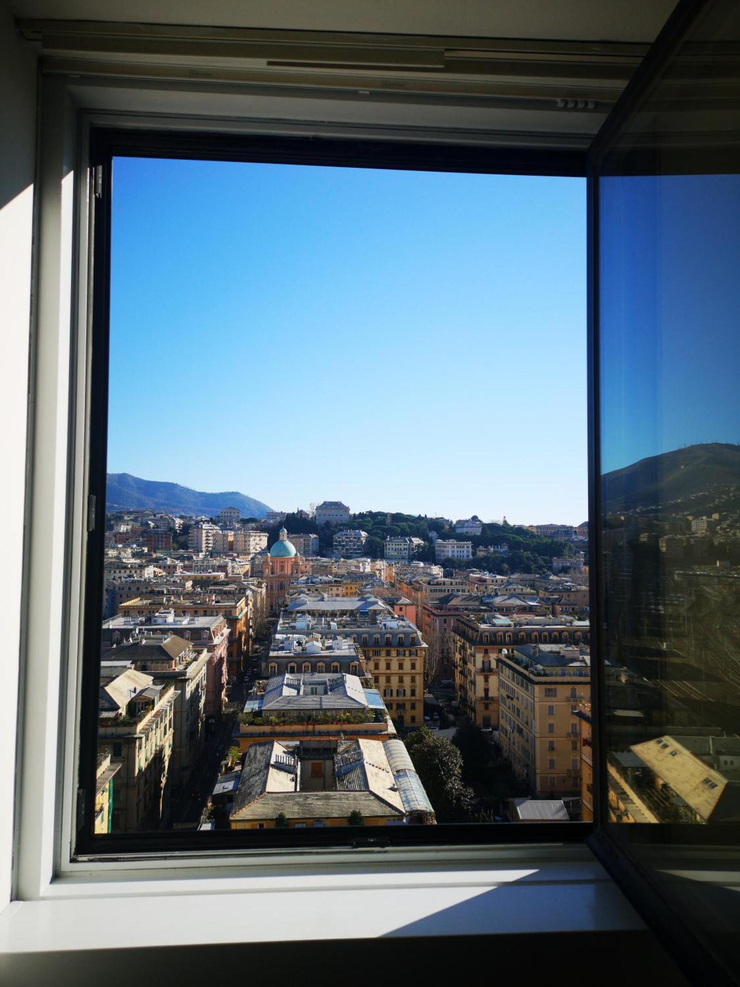 Suite Lambruschini Central With Top City View - Free Covered Parking Genoa Bagian luar foto